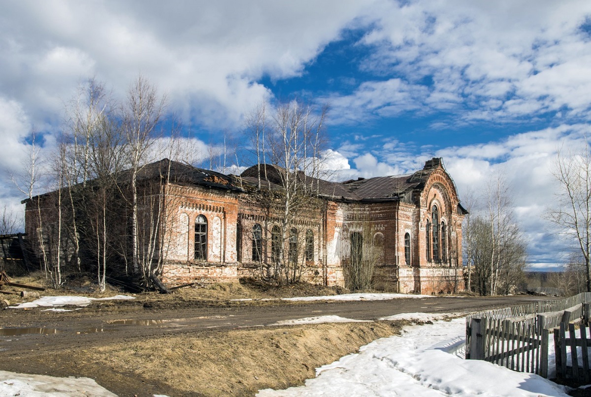 Заево. Церковь Успения Пресвятой Богородицы. Апрель 2018 г..